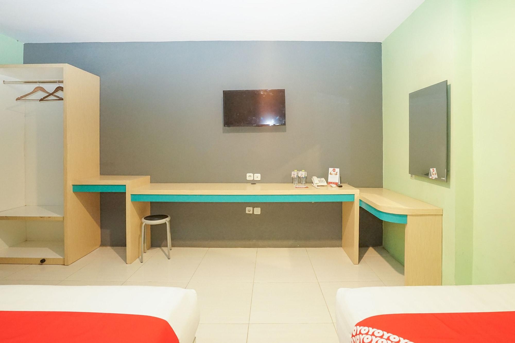 Oyo 277 Rukotel Near Rsu Adi Husada Undaan Kota Sorabaya Extérieur photo