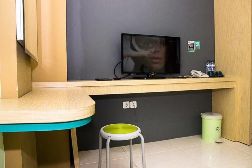 Oyo 277 Rukotel Near Rsu Adi Husada Undaan Kota Sorabaya Extérieur photo