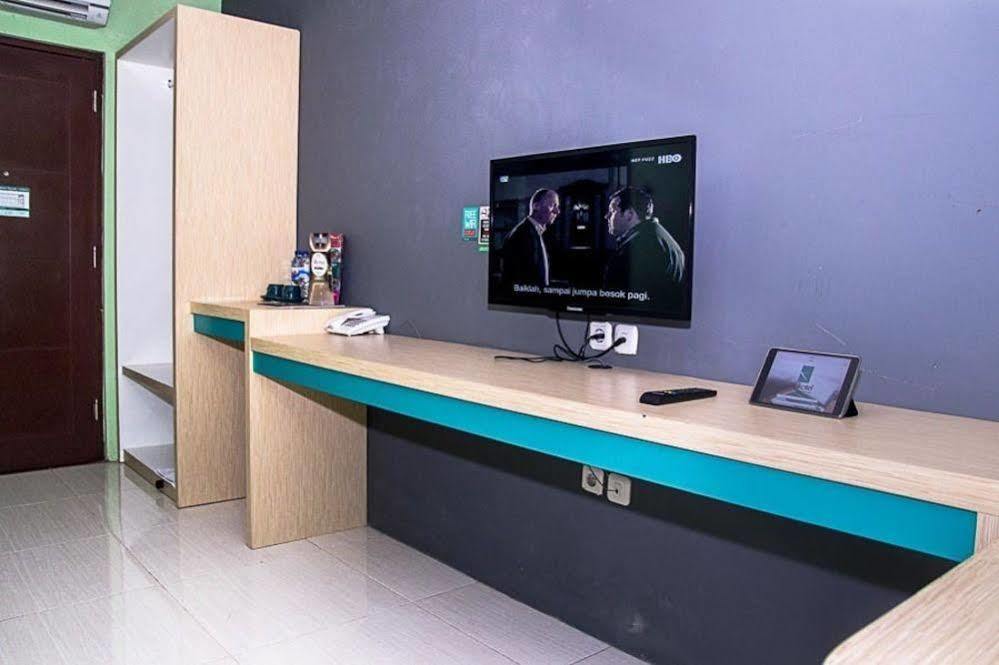 Oyo 277 Rukotel Near Rsu Adi Husada Undaan Kota Sorabaya Extérieur photo