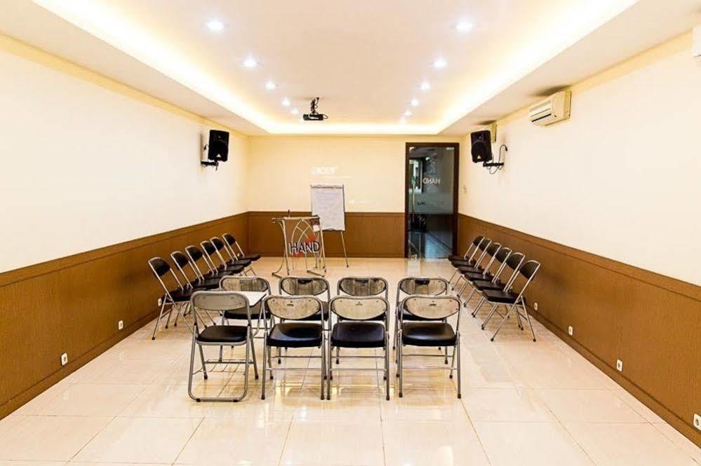Oyo 277 Rukotel Near Rsu Adi Husada Undaan Kota Sorabaya Extérieur photo