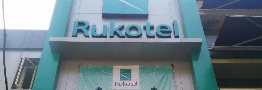 Oyo 277 Rukotel Near Rsu Adi Husada Undaan Kota Sorabaya Extérieur photo