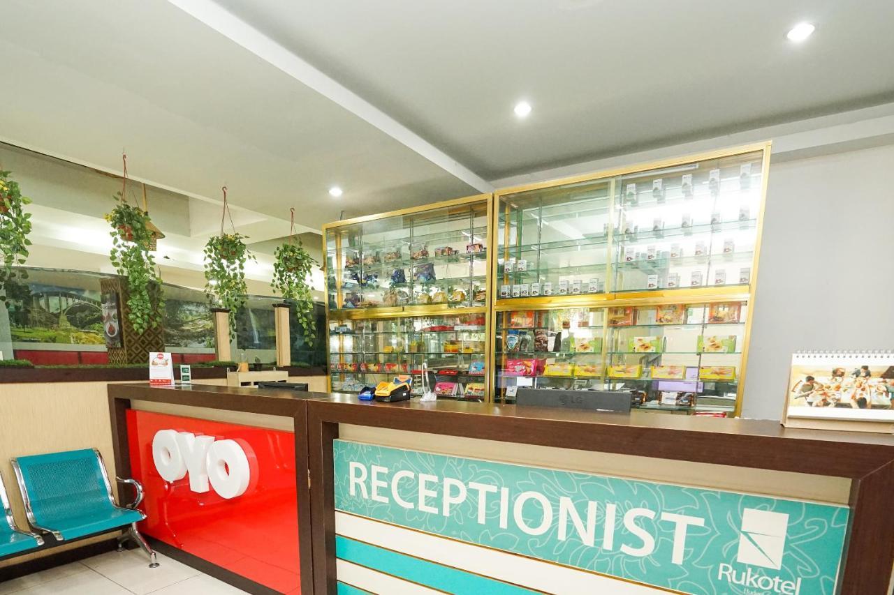 Oyo 277 Rukotel Near Rsu Adi Husada Undaan Kota Sorabaya Extérieur photo